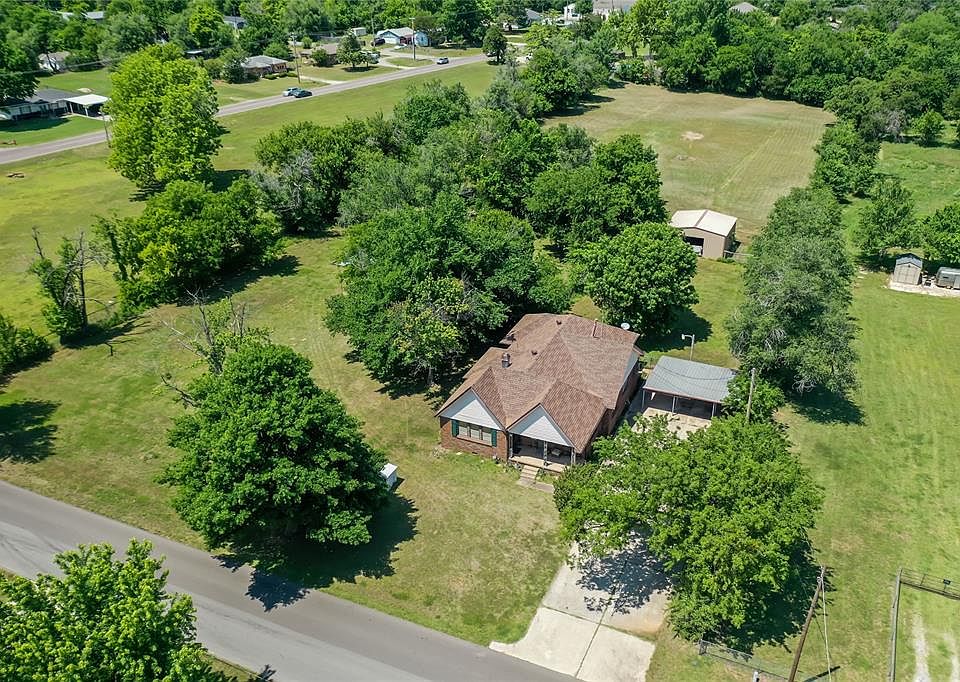 1st image of 11011 E Draper Ave