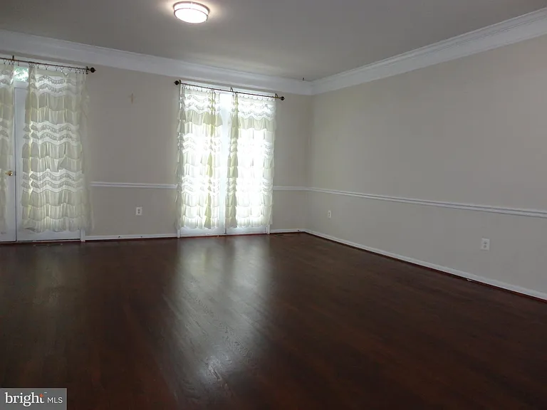 24699 Kings Canyon Sq — Photo 7