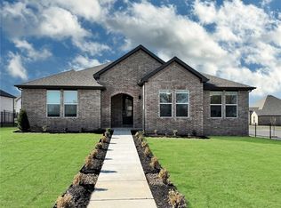 2964 S Cobalt Ave, Fayetteville, AR 72701