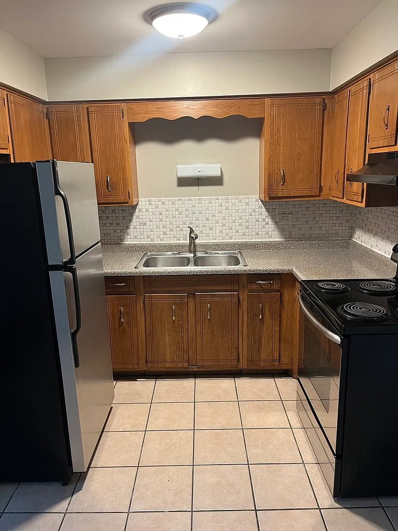 1 bed, $1,400 — Photo 4