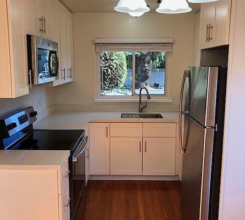 5th image of 1504 Sanchez Ave APT 1