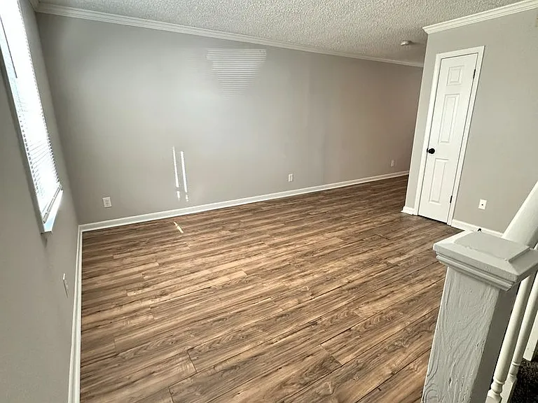 1309 Halsey Ave NE #A — Photo 3