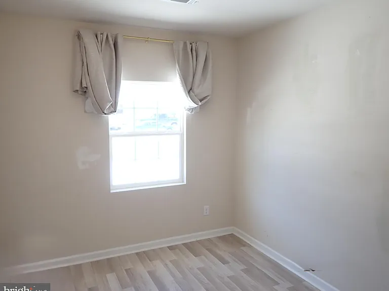 22064 Spring Valley Dr — Photo 21