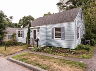 20 Macdougal St, Kittery, ME 03904