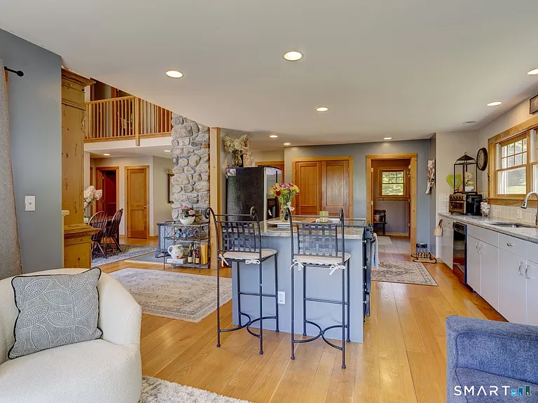 8 Deming Rd — Photo 13