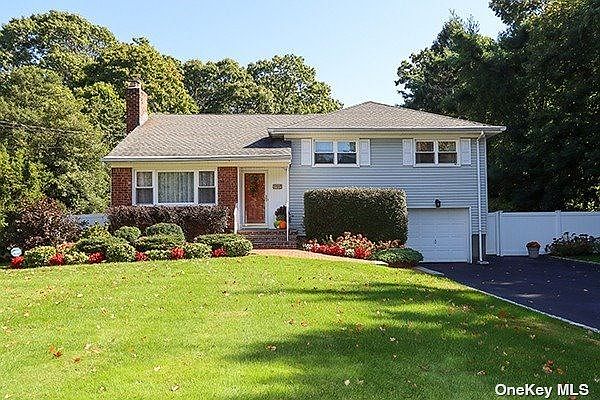 1st image of 12 Evans Ct