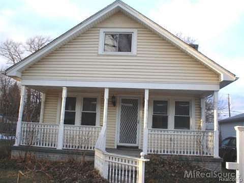 1st image of 495 E Breckenridge St