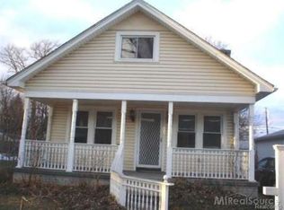 495 E Breckenridge St, Ferndale, MI 48220