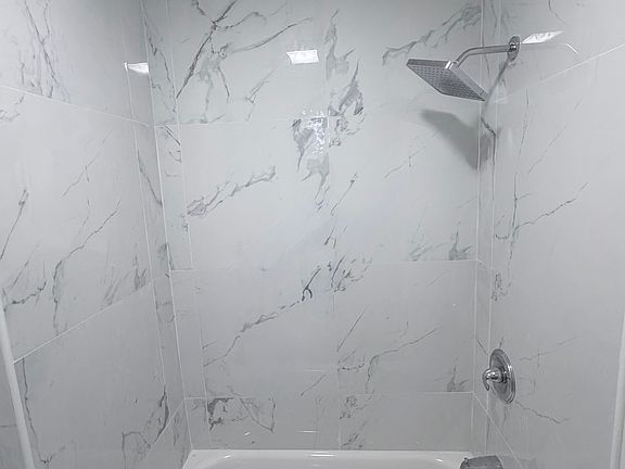 5th image of 61 Grand St #2