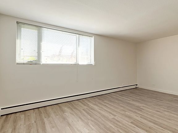 2nd image of 1433 21st Ave SW #6