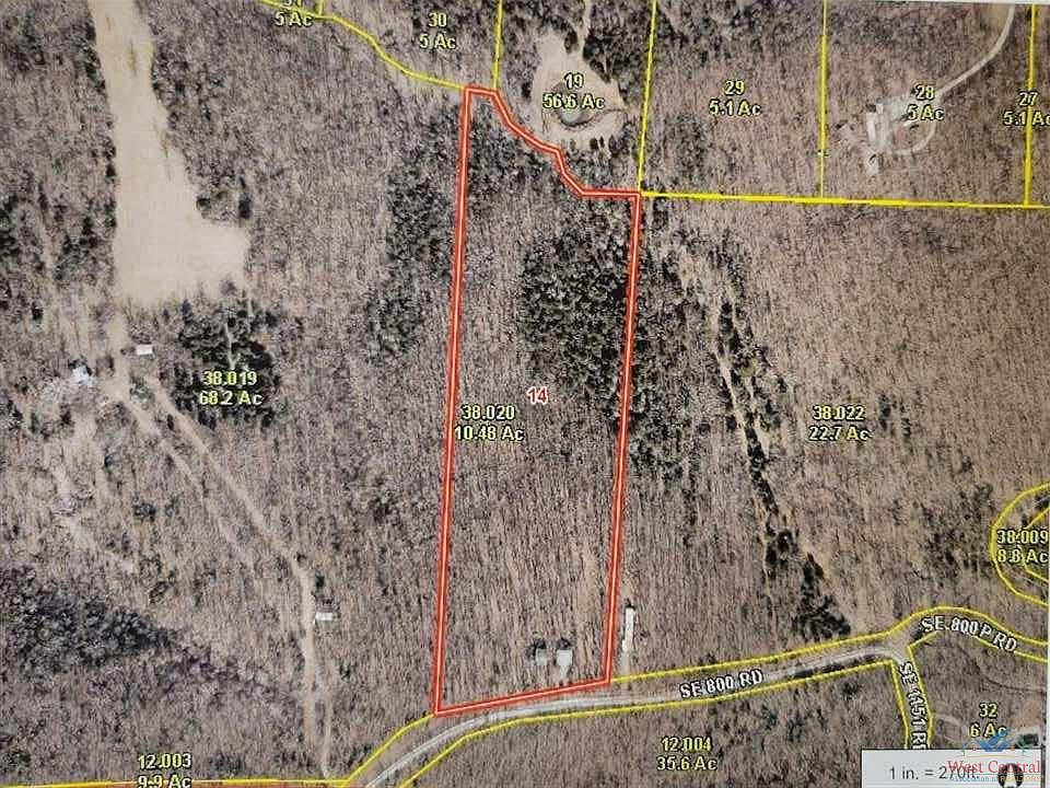 2nd image of 1135 SE 800th Rd