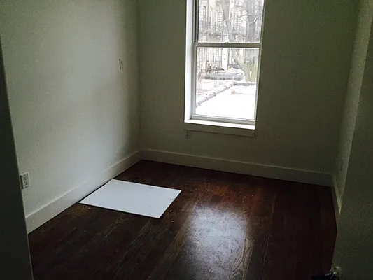 Rented by Blue Egg Realty Corp | media 60