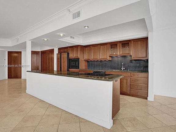 3rd image of 19667 Turnberry Way APT 26B