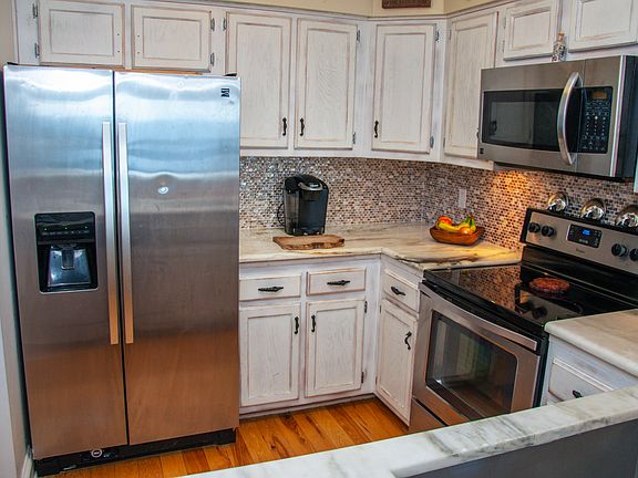 5th image of 1300 E Ocean View Ave