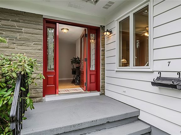 5th image of 7 Knollwood Rd
