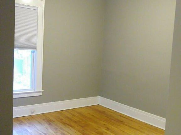 2nd image of 211 Clifton Pl