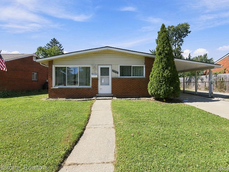 35531 Little Mack Ave, photo 3