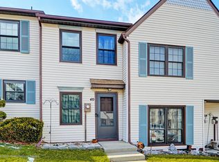40 Queens Way, Englishtown, NJ 07726