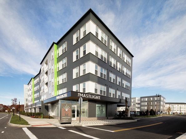 The Mastlight | 10 Patriot Pkwy, South Weymouth, MA