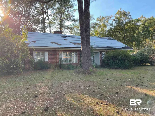 1011 Hand Ave, Bay Minette, AL 36507