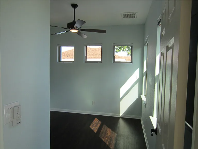 5305 Duval St #A — Photo 25