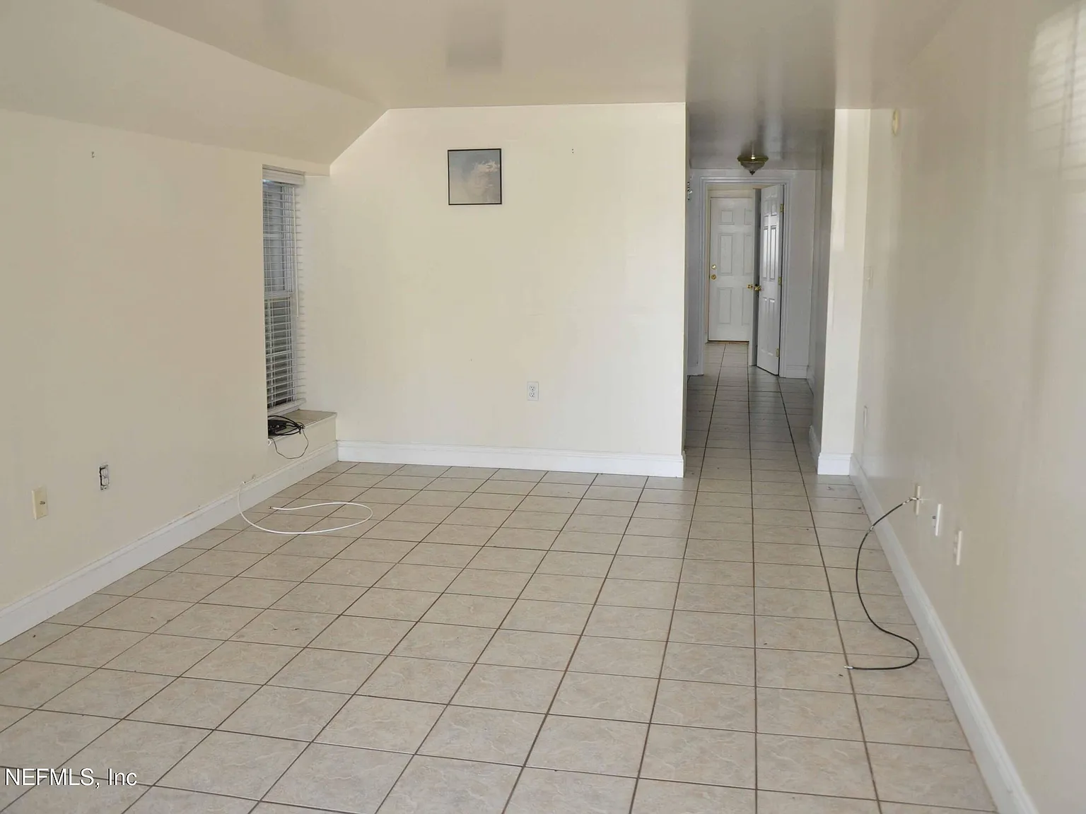1 bed, 1.0 bath, 576 sqft, $1,495 — Photo 2