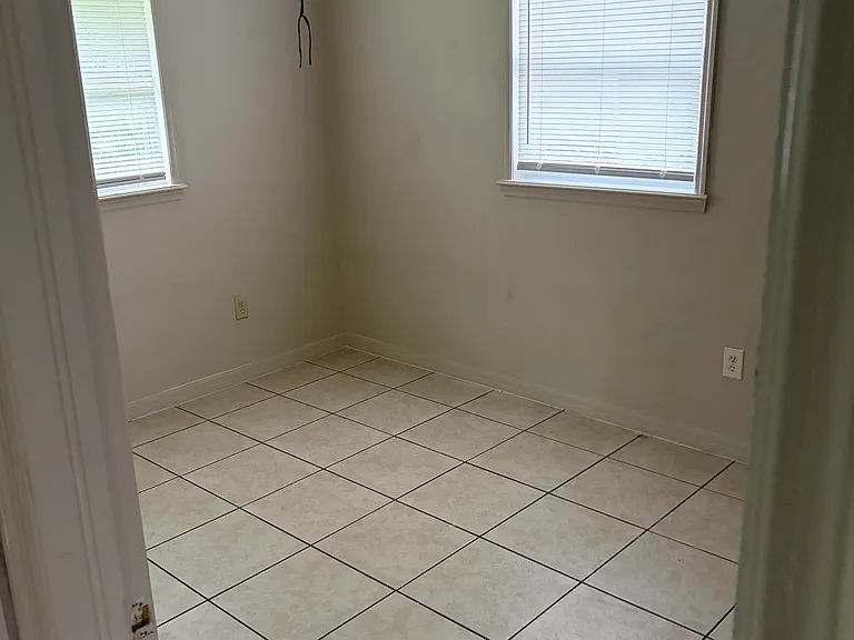 3715 Highland Ave — Photo 7