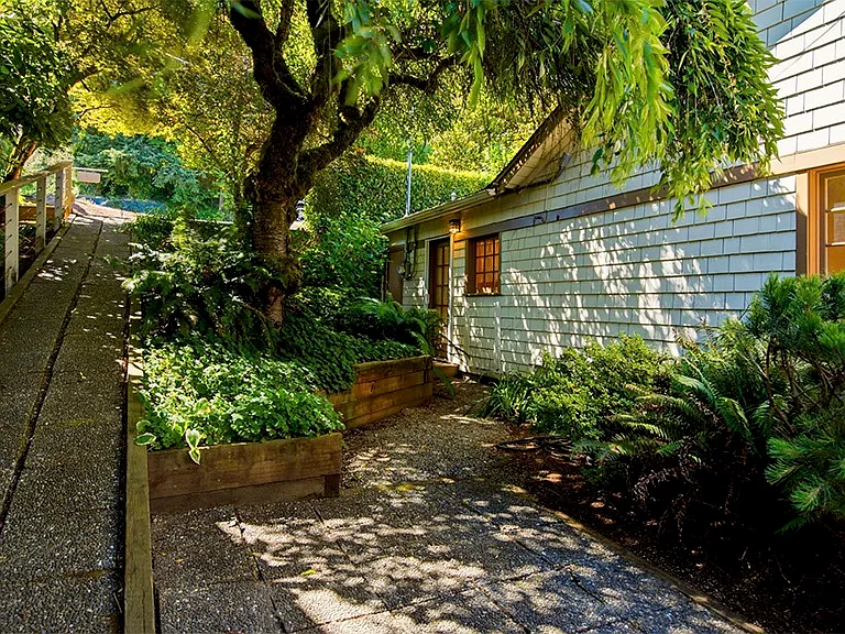 3252 W Lake Sammamish Pkwy SE — Photo 14