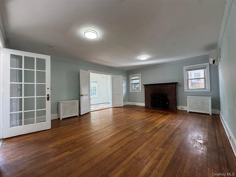267 Plainfield Ave #1F — Photo 13