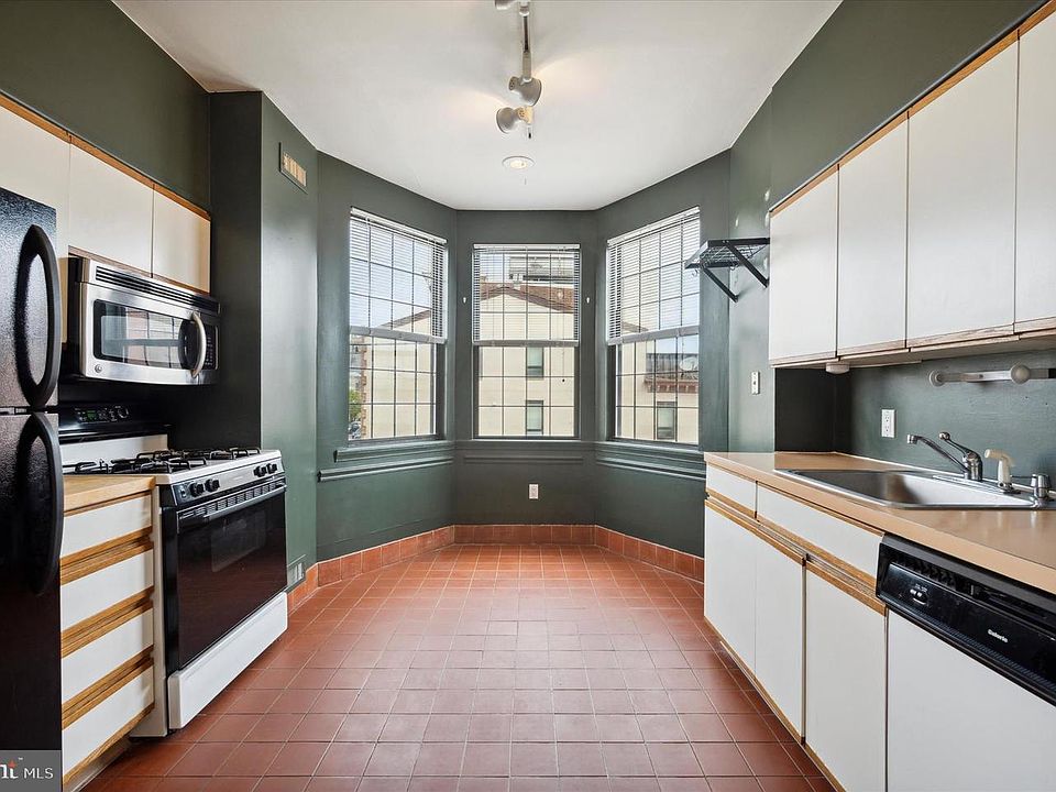 1st image of 1517 E Moyamensing Ave #2