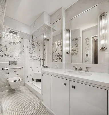 Sold by Compass | media 17