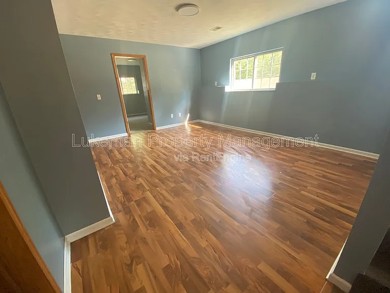 1201 Lafayette Ave — Photo 23