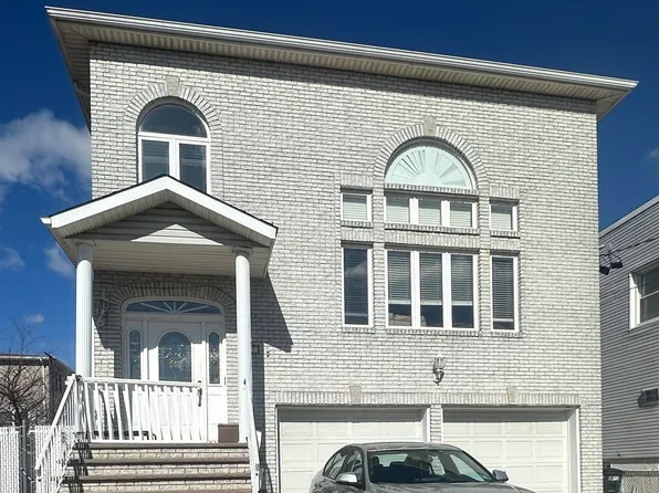 341 Lincoln Ave #2, Lyndhurst, NJ 07071
