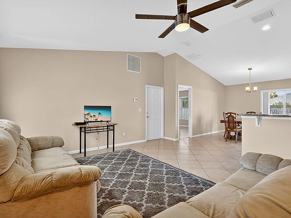 4th image of 1265 SW Herald Road