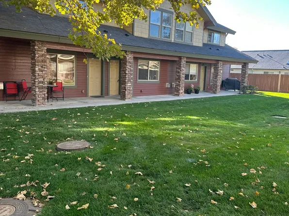 Rosecroft Ct. - 9965 (101,103)