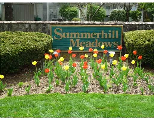 Front entrance Summerhill Meadows - La Rue Ln