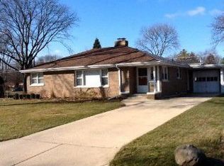 237 S Rosedale Ave, Aurora, IL 60506