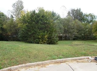 204 Rose Park Dr, Jefferson City, MO 65109