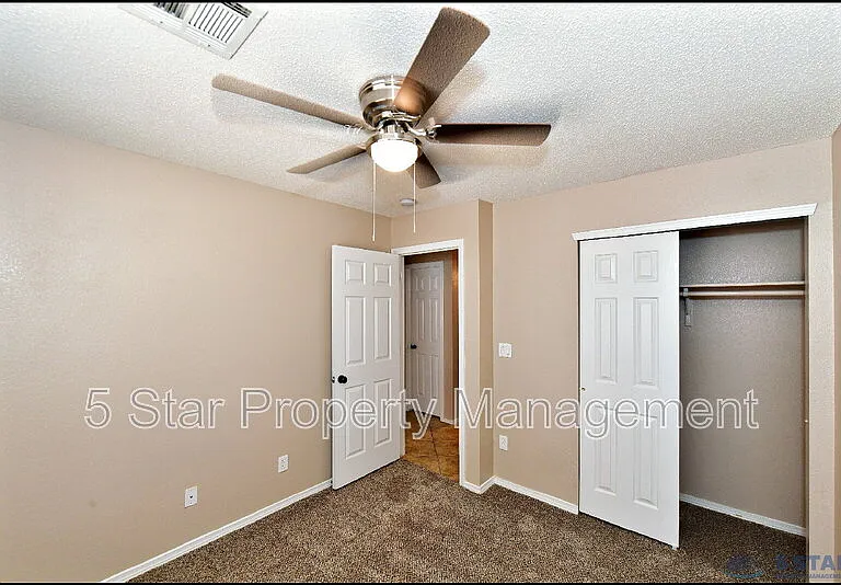 12976 Enrique Gomez Ln — Photo 32