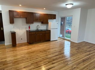 52 Willow Rd W #1B, Staten Island, NY 10303