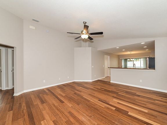 4th image of 12814 Geneva Glade Dr