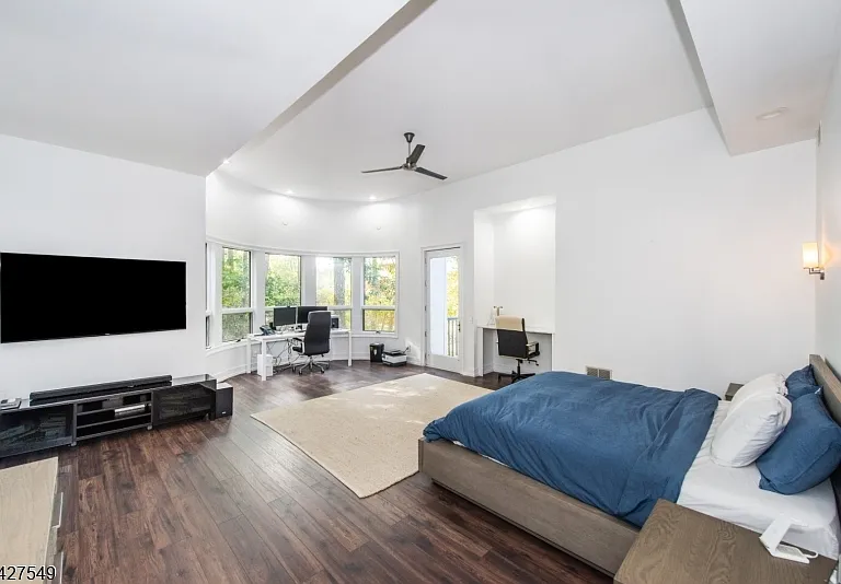 4 Springwood Ter — Photo 8