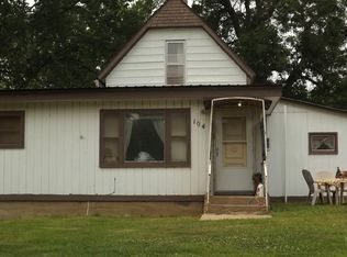 104 N Ford St, Humboldt, SD 57035