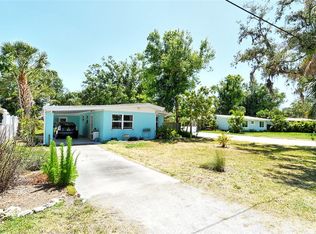 305 Palmetto Rd W, Nokomis, FL 34275