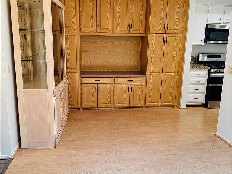 8933 Modesto Cir #1215B — Photo 7