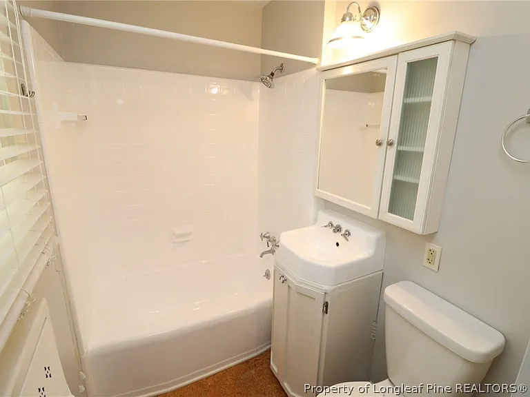 1009 Dogwood Ln — Photo 28