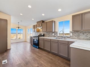 2592 Sea View Dr, Thermal, CA 92274