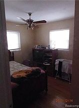 5th image of 24795 Willowby Ave