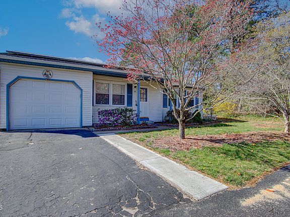 4th image of 28 Westport Drive #section 71