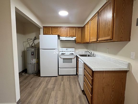 5th image of 3643 SE 112th Ave #3645